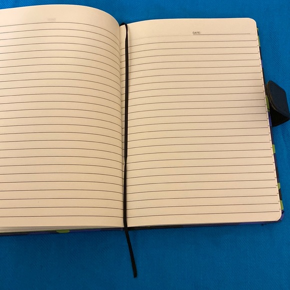 🆕 ONLY ONE! Markings Camo Print Journal - Picture 7 of 12